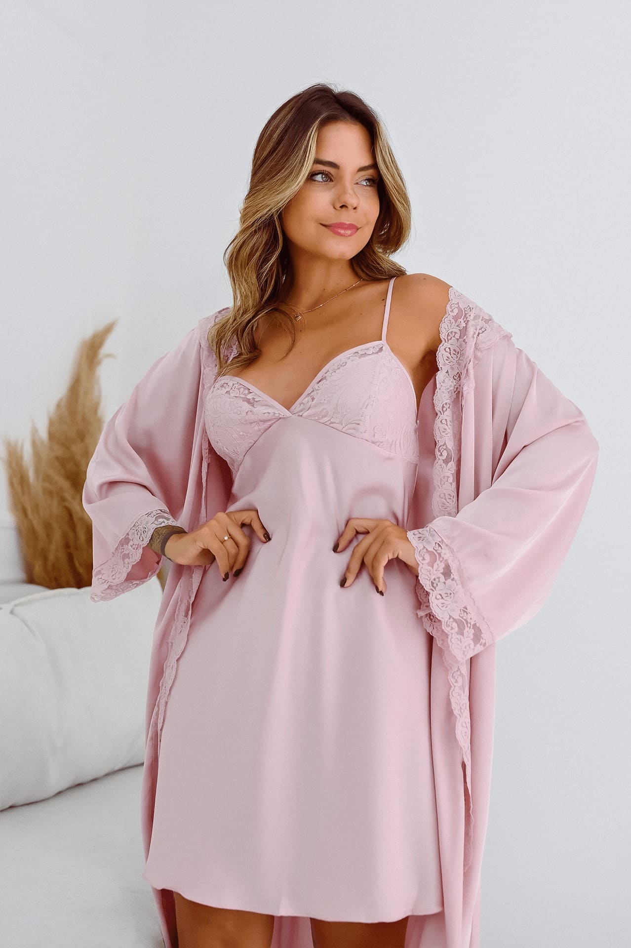 Conjunto Angélica